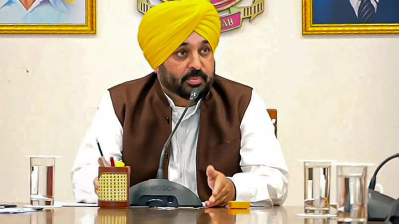 पंजाब में अब जमीन की रजिस्ट्री हुई आसान, मुख्यमंत्री भगवंत मान ने खत्म की ये शर्तें
