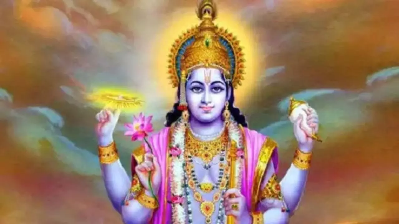 Ekadashi 2024:  नवंबर में कब-कब पड़ेगी एकादशी , जानें तारीख, तिथि, पूजा विधि और लाभ