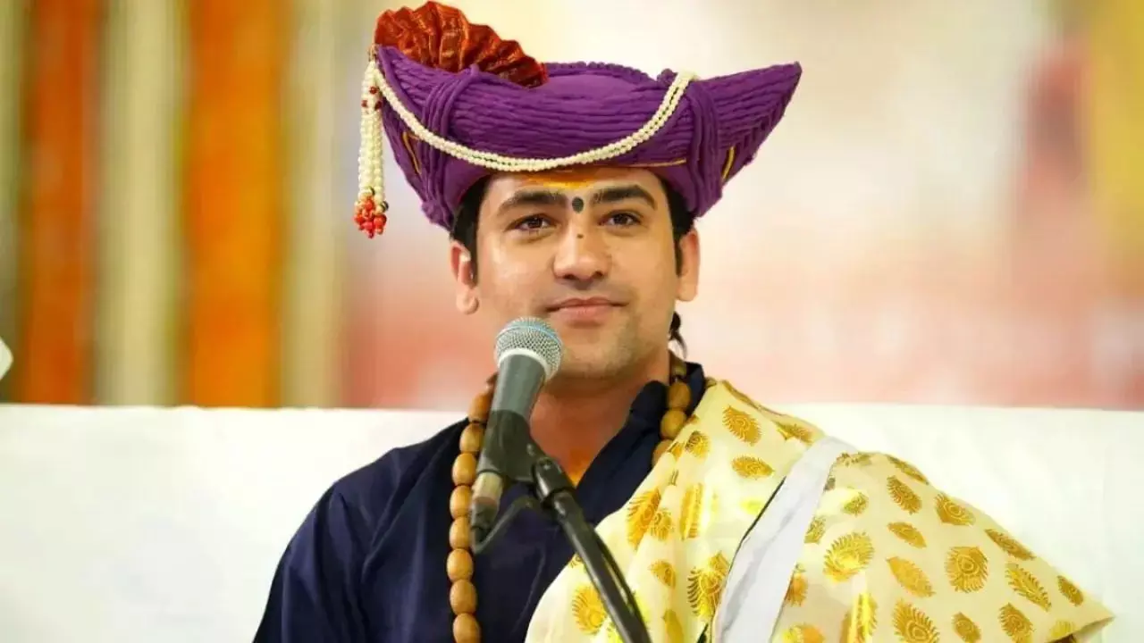 ऐसे लोगों पर रख दें सुतली बम..., दिवाली पर पटाखा बैन को लेकर भड़के धीरेंद्र शास्त्री, बकरीद को लेकर कही ये बात