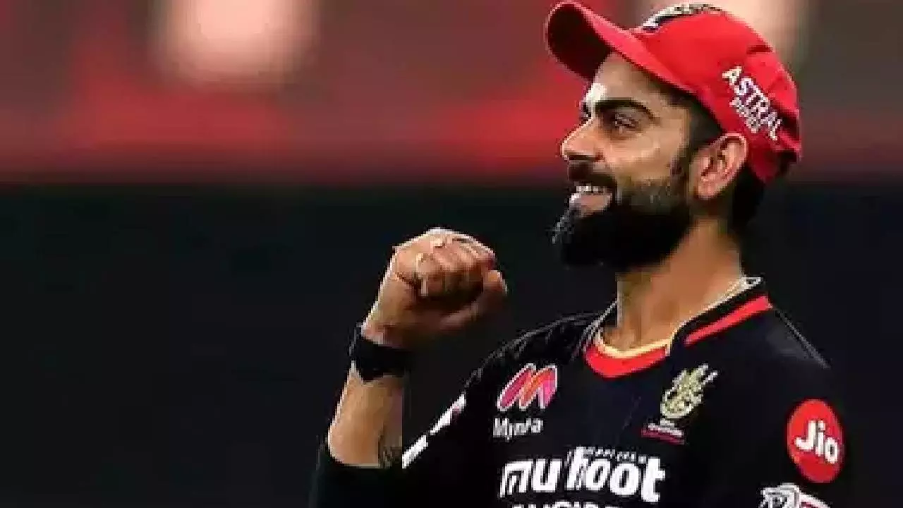 IPL रिटेंशन से पहले RCB ने उठा लिया बड़ा कदम, किंग कोहली से कनेक्शन वाले इस खिलाड़ी को खरीदा