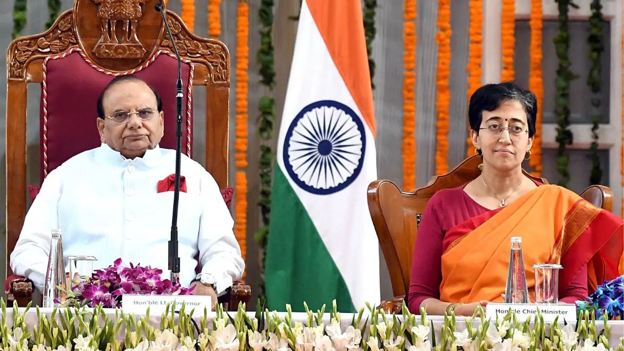 दिल्ली में छठ पूजा को लेकर एलजी ने आतिशी को लिखा पत्र, CM ने सात नवंबर को घोषित की सार्वजनिक छुट्टी