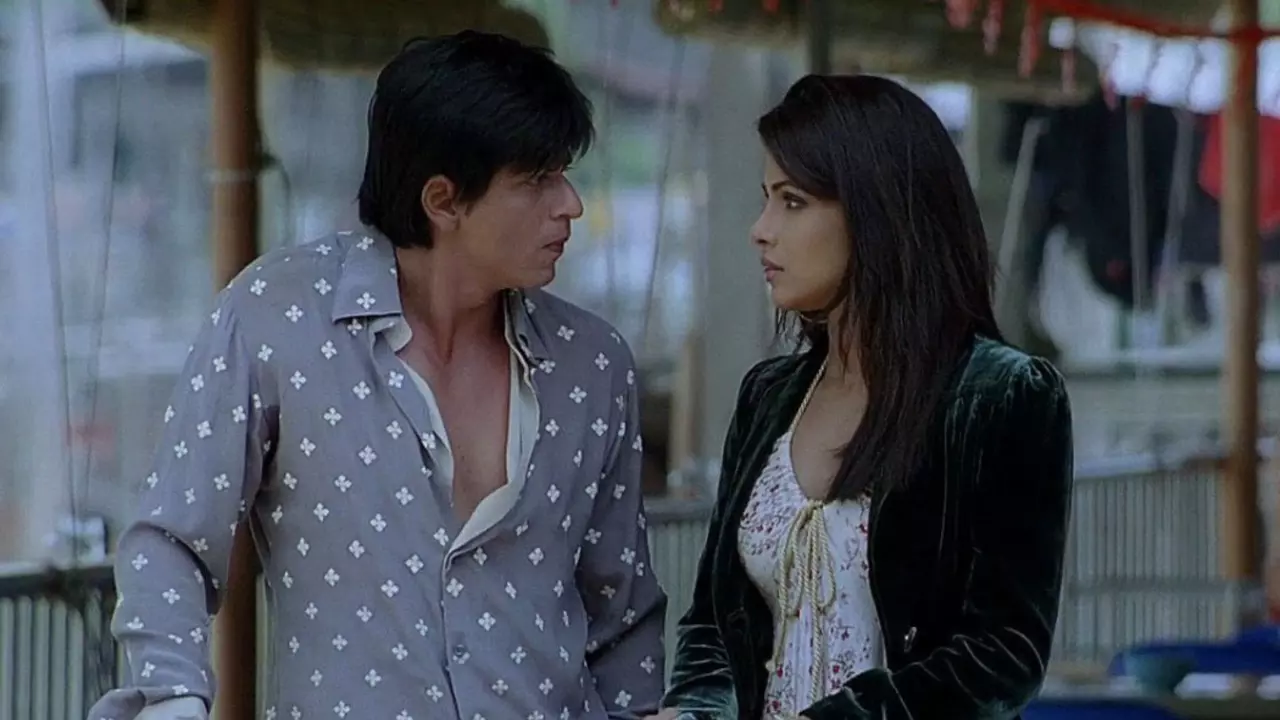 भरे इवेंट में Shahrukh Khan ने Priyanka Chopra को कर दिया था शादी के लिए प्रपोज़, Gauri Khan को फील हुई इंसल्ट