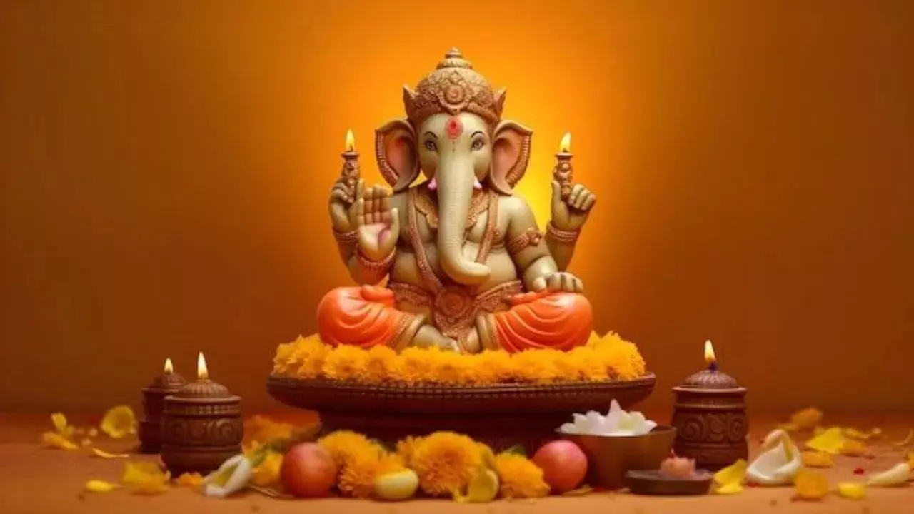 Vinayaka Chaturthi 2024: जानें पूजा का शुभ मुहूर्त और व्रत का महत्व, ऐसे पाएं भगवान गणेश का आशीर्वाद