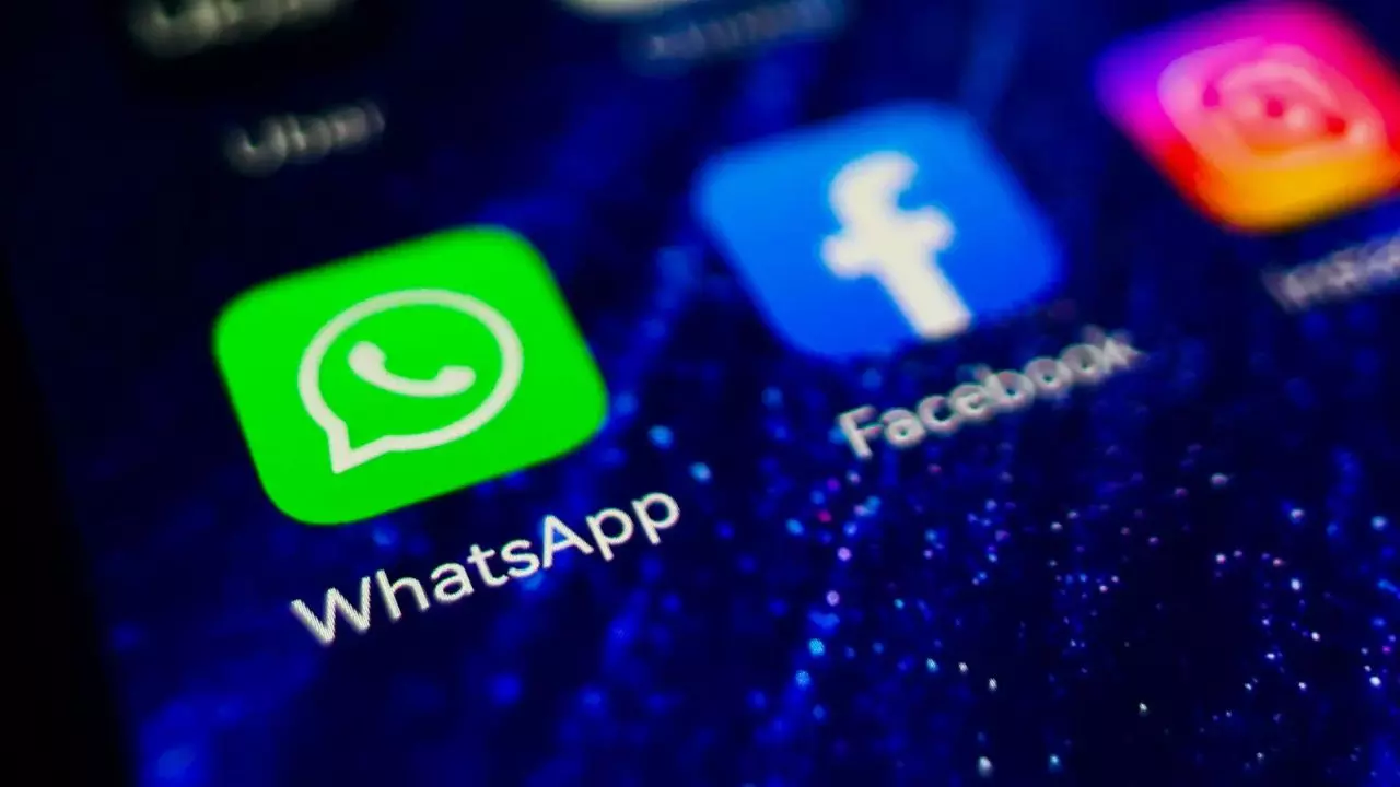 छत्तीसगढ़ NAN घोटाले में 2 रिटायर्ड IAS और AG पर केस दर्ज, Whatsapp चैट ने खोले राज़