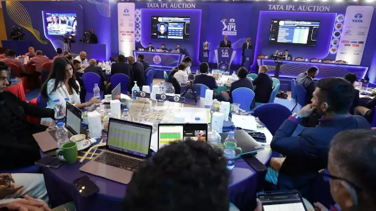 IPL 2025 Mega Auction: इन भारतीय खिलाड़ियों ने IPL मेगा ऑक्शन में 2 करोड़ रखा अपना बेस प्राइस, देखें लिस्ट
