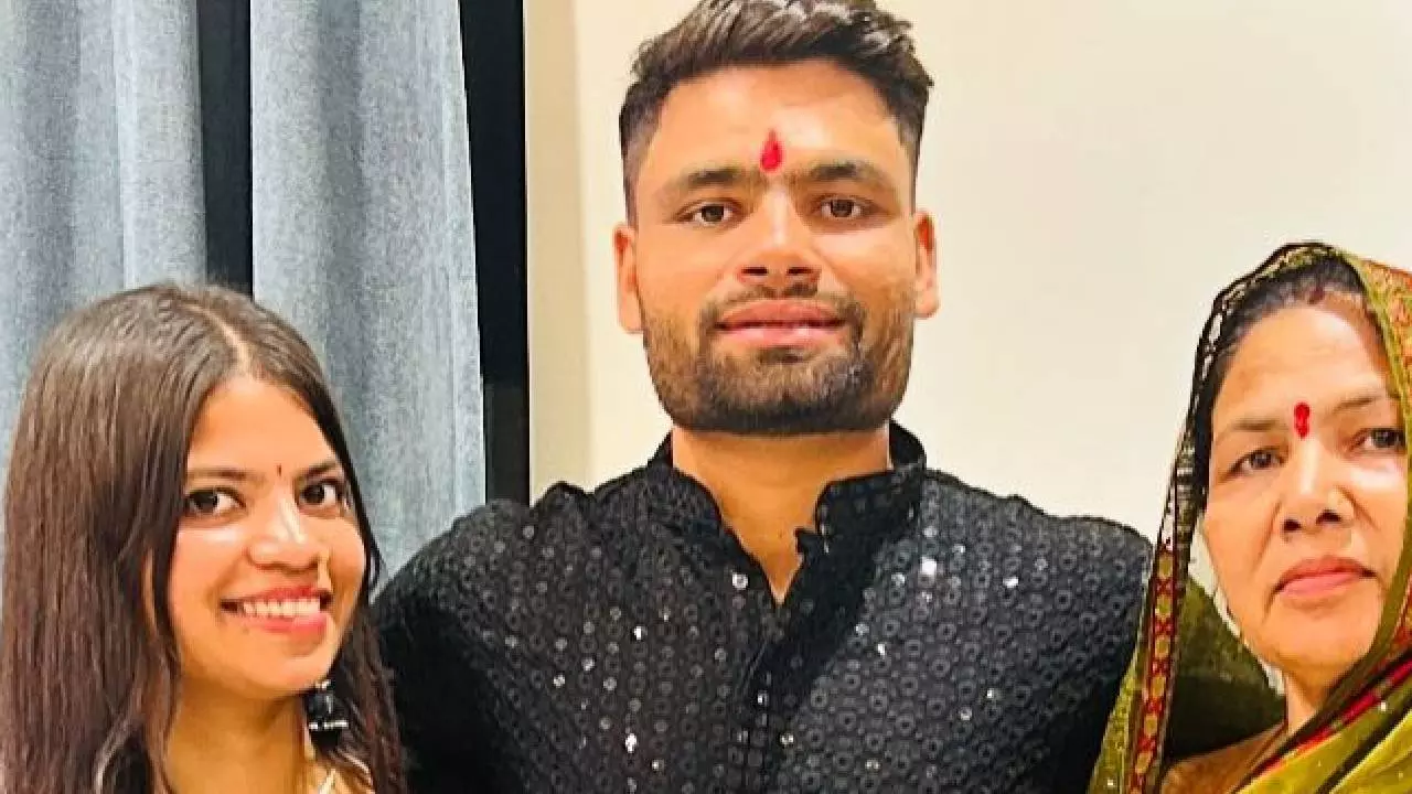 रिंकू सिंह का बदला ठिकाना, करोड़ों में खरीदा शानदार बंगला, देखें फोटो
