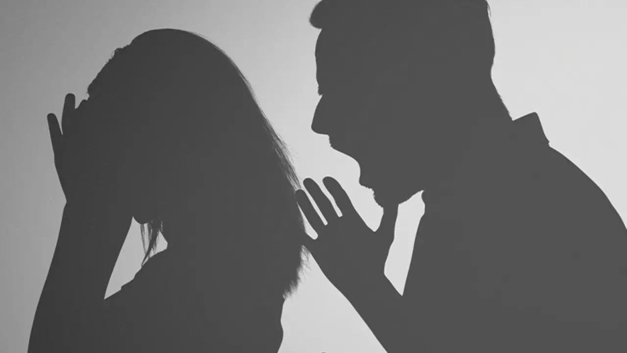नशे में धुत था पति, मार-मारकर तोड़े पत्नी के दांत, फिर जो हुआ जानकर उड़ जाएंगे होश