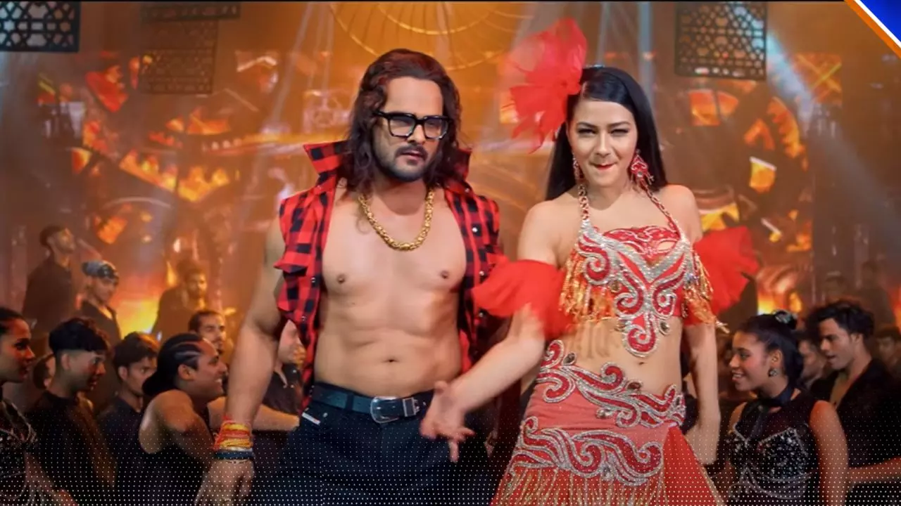 कमरिया लॉलीपॉप गाने से यूपी-बिहार लूट रहे खेसारी, नम्रता संग सिजलिंग केमेस्ट्री देख फैंस हुए दीवाने