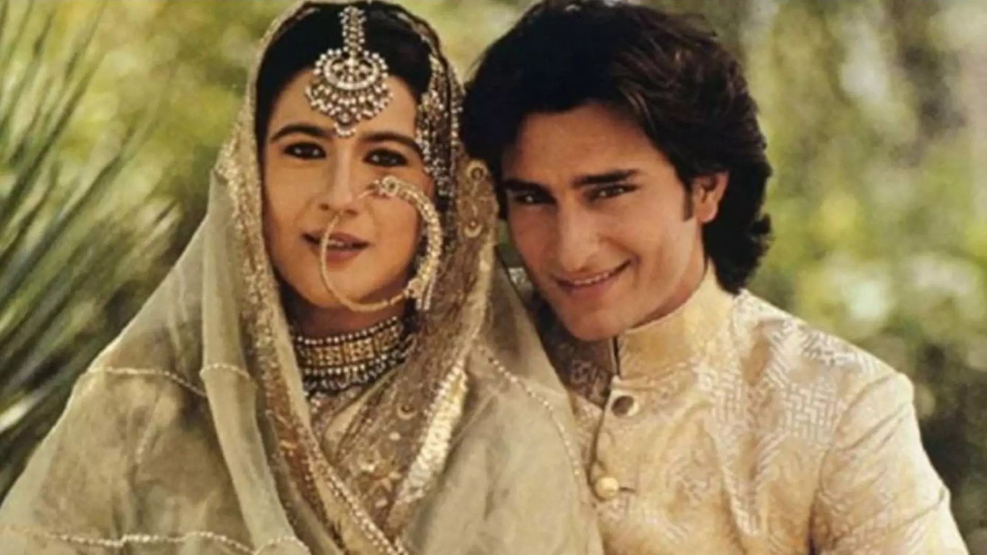 ऐसे हुई थी Saif Ali Khan और Amrita Singh की पहली मुलाकात, मां Sharmila Tagore ने दी चेतावनी ऐसे हुई थी Saif Ali Khan और Amrita Singh की पहली मुलाकात, मां Sharmila Tagore ने दी चेतावनी
