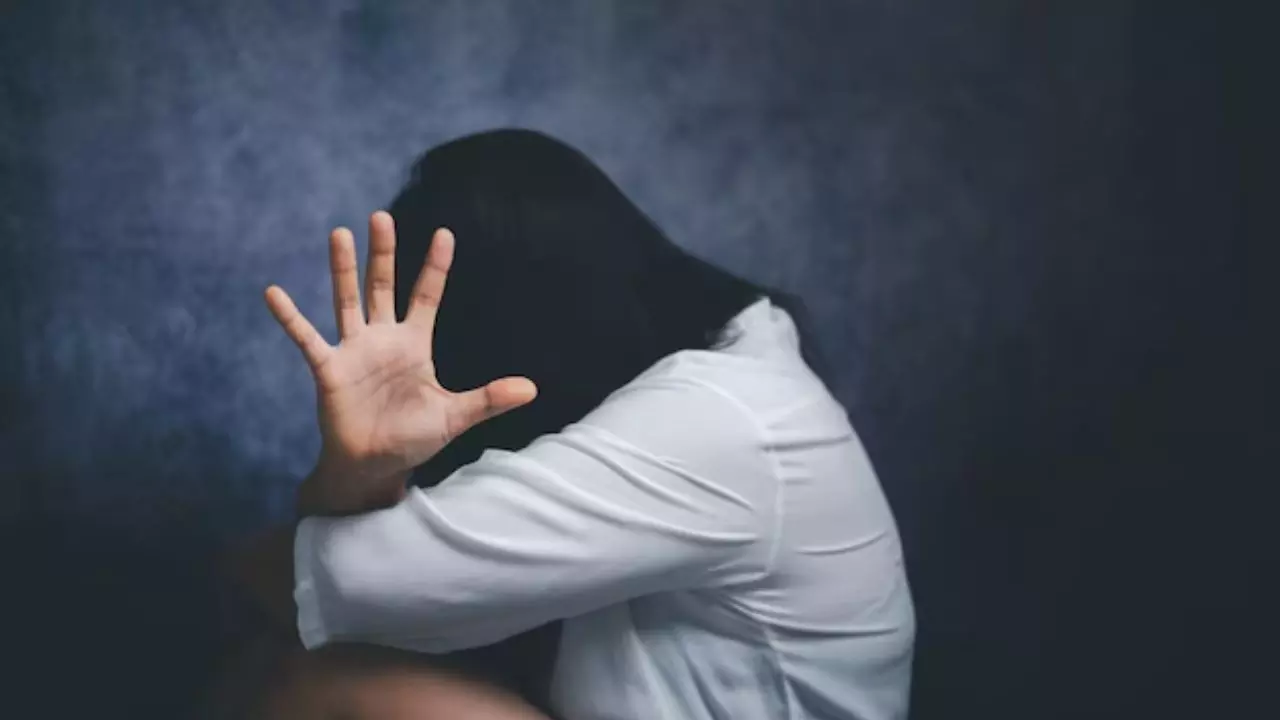 पहले किडनैप, फिर डेढ़ साल तक रेप; विरोध किया तो जला डाले प्राइवेट पार्ट्स