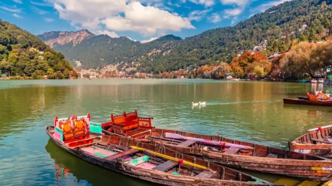 शादी की सालगिरह मनाने के लिए बेस्ट हैं ये हिल स्टेशन, जानें खासियत