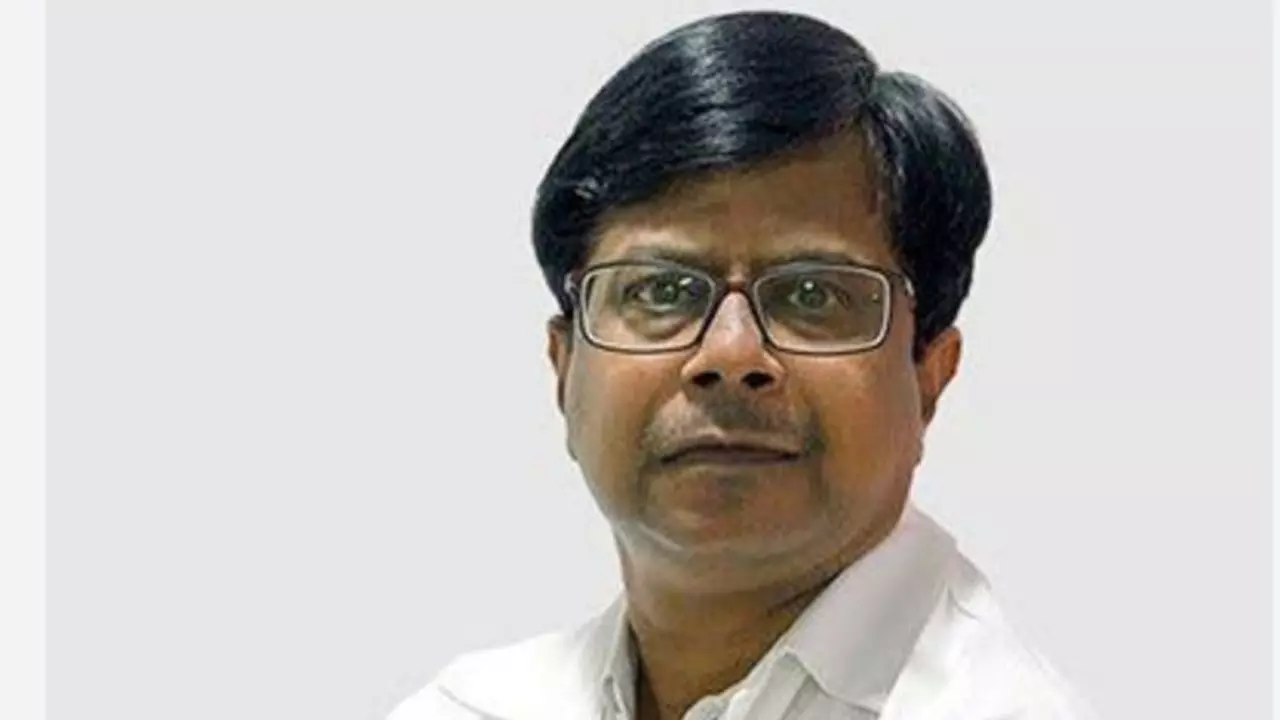 मां को था कैंसर तो इलाज कर रहे डॉक्टर पर बेटे ने निकाला गुस्सा, 7 बार चाकू से गोदा