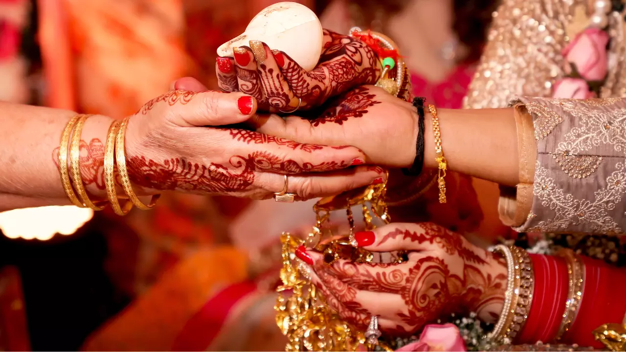 दहेज का लालच क्या न कराए! अफेयर कहीं और शादी कहीं, लो अब होगा गया बवाल