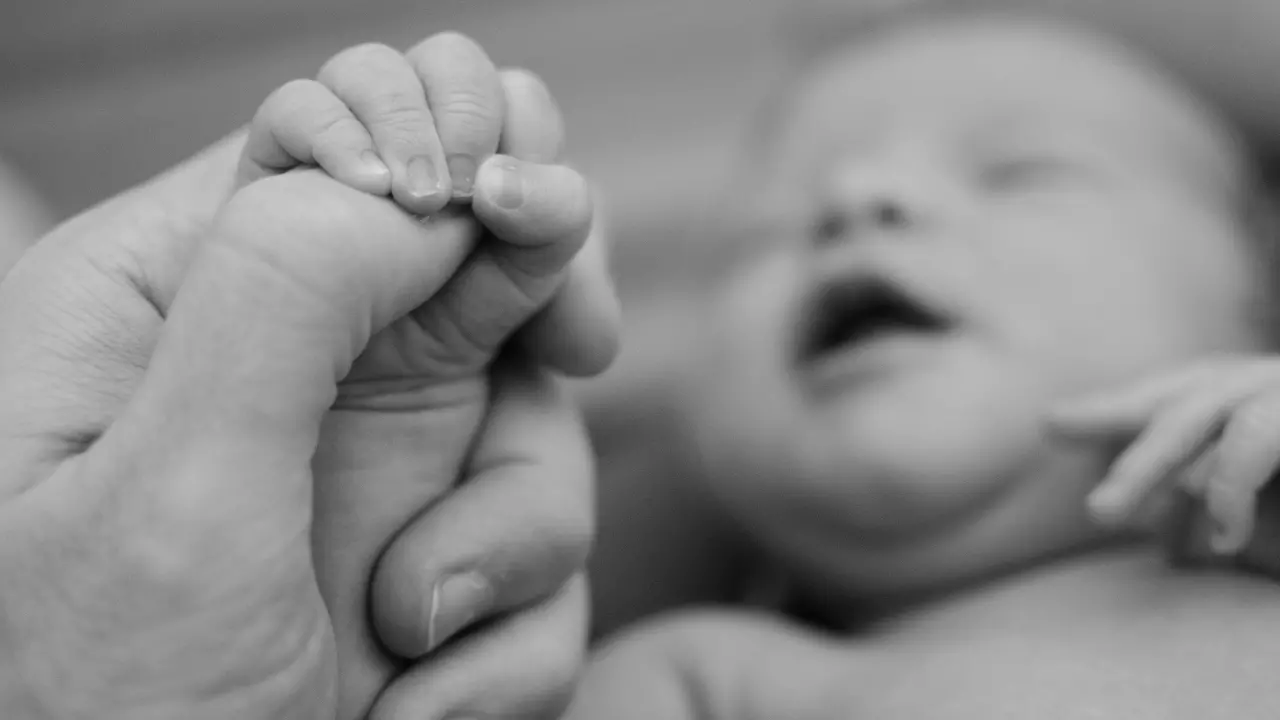 बच्चों को बचाने के प्रयास की दिल दहला देने वाली कहानी, झांसी में NICU के अंदर क्या हुआ?