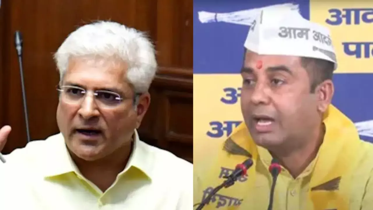 दिल्ली में हाई सियासी पारा! बगावत का दौर हुआ शुरू, विधानसभा चुनाव में कितना होगा असर?