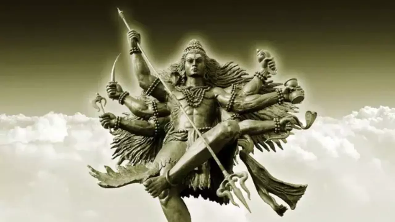 Kalashtami November 2024: काल भैरव की पूजा से बदलें भाग्य, इन चीजों का दान दिलाएगा मोक्ष