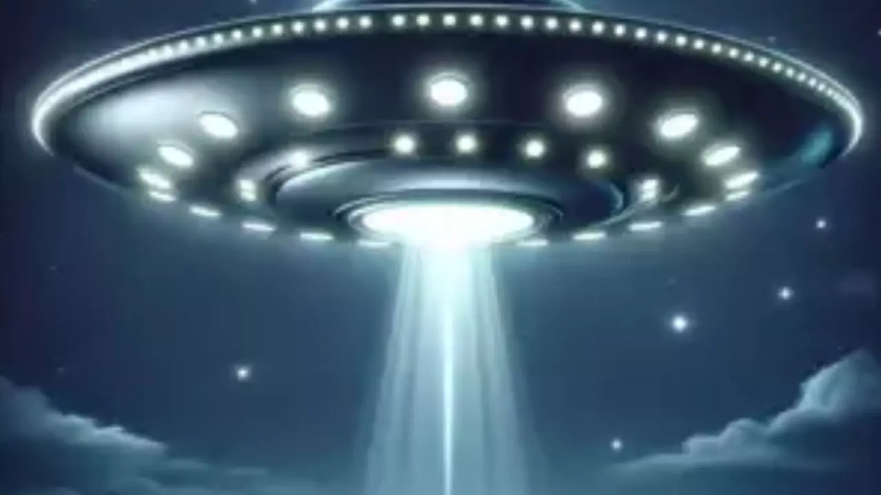 क्या धरती पर एलियंस आते- जाते हैं? UFO पर पेंटागन की रिपोर्ट में हुआ खुलासा
