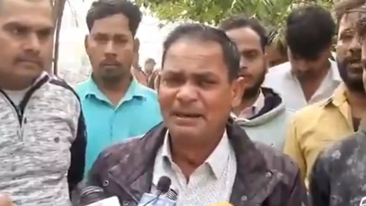 करहल में दलित युवती की हत्या, बोरे में मिला नग्न शव; परिजनों का आरोप- सपा को वोट देने से किया था इनकार