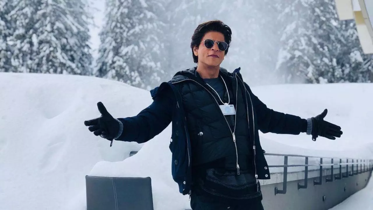 किंग खान खुद को समझते थे बेहतरीन एक्टर... फिर असलियत जान पकड़ ली थी दिल्ली के लिए फ्लाइट