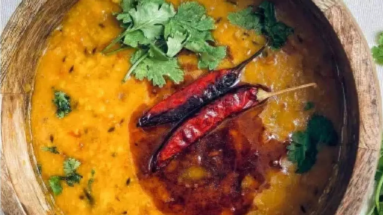 अरहर की दाल खाने से मिलते हैं ये 5 जबरदस्त फायदे, जान गए तो हमेशा डाइट में करेंगे शामिल