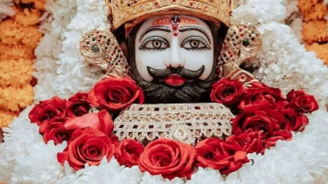 खाटू श्याम बाबा के दरबार से लाएं ये 5 चीजें,  खुलेंगे तरक्की के रास्ते और दूर होंगी परेशानियां