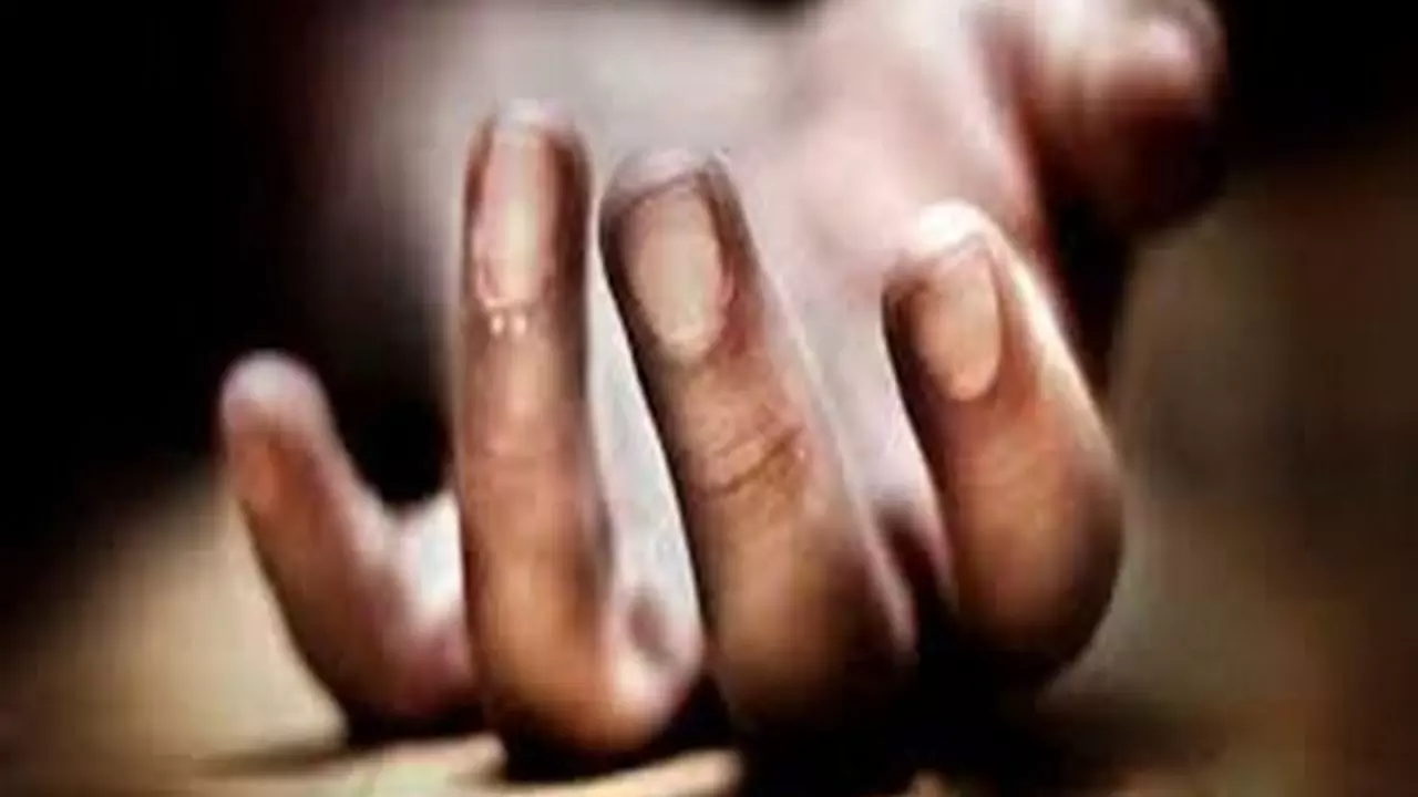बदला लेने के लिए करता रहा इंतजार, चाकू घोंपकर की हत्या; ट्रेन की सीट को लेकर हुआ था झगड़ा