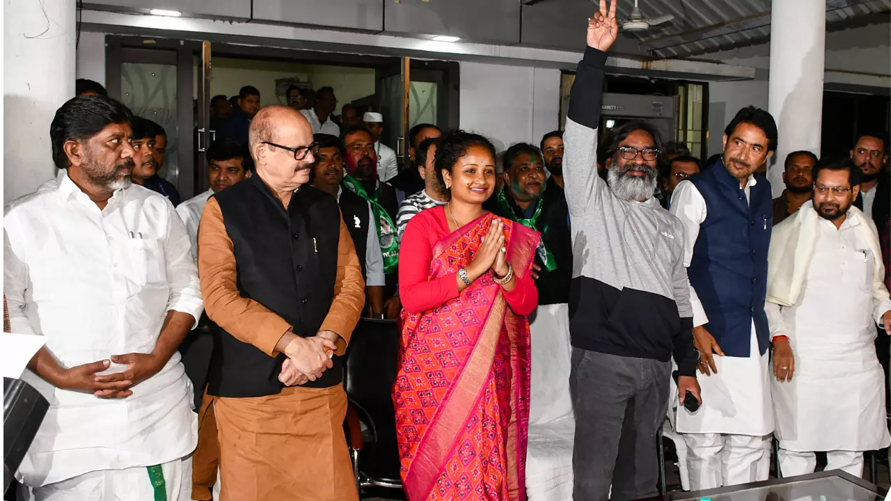 झारखंड में आज इंडिया ब्लॉक के विधायकों की बैठक, सरकार बनाने को लेकर मंथन, इस दिन सोरेन लेंगे शपथ
