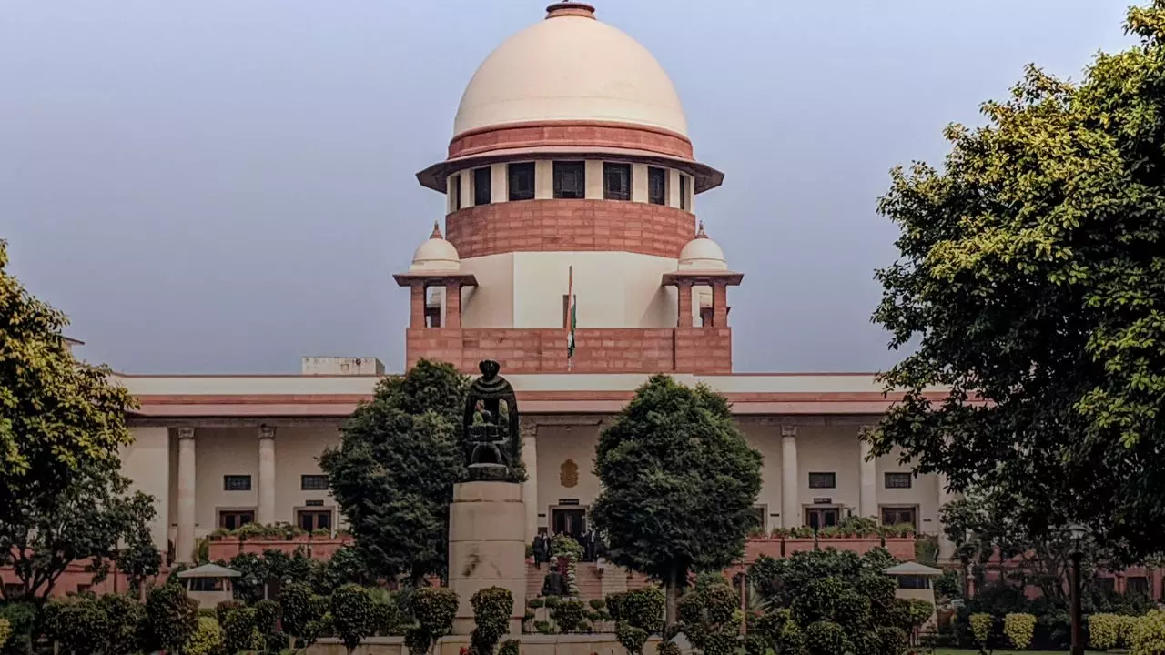 दहेज प्रताड़ना के लिए दूर के रिश्तेदारों को नहीं फंसा सकते, SC का बड़ा फैसला