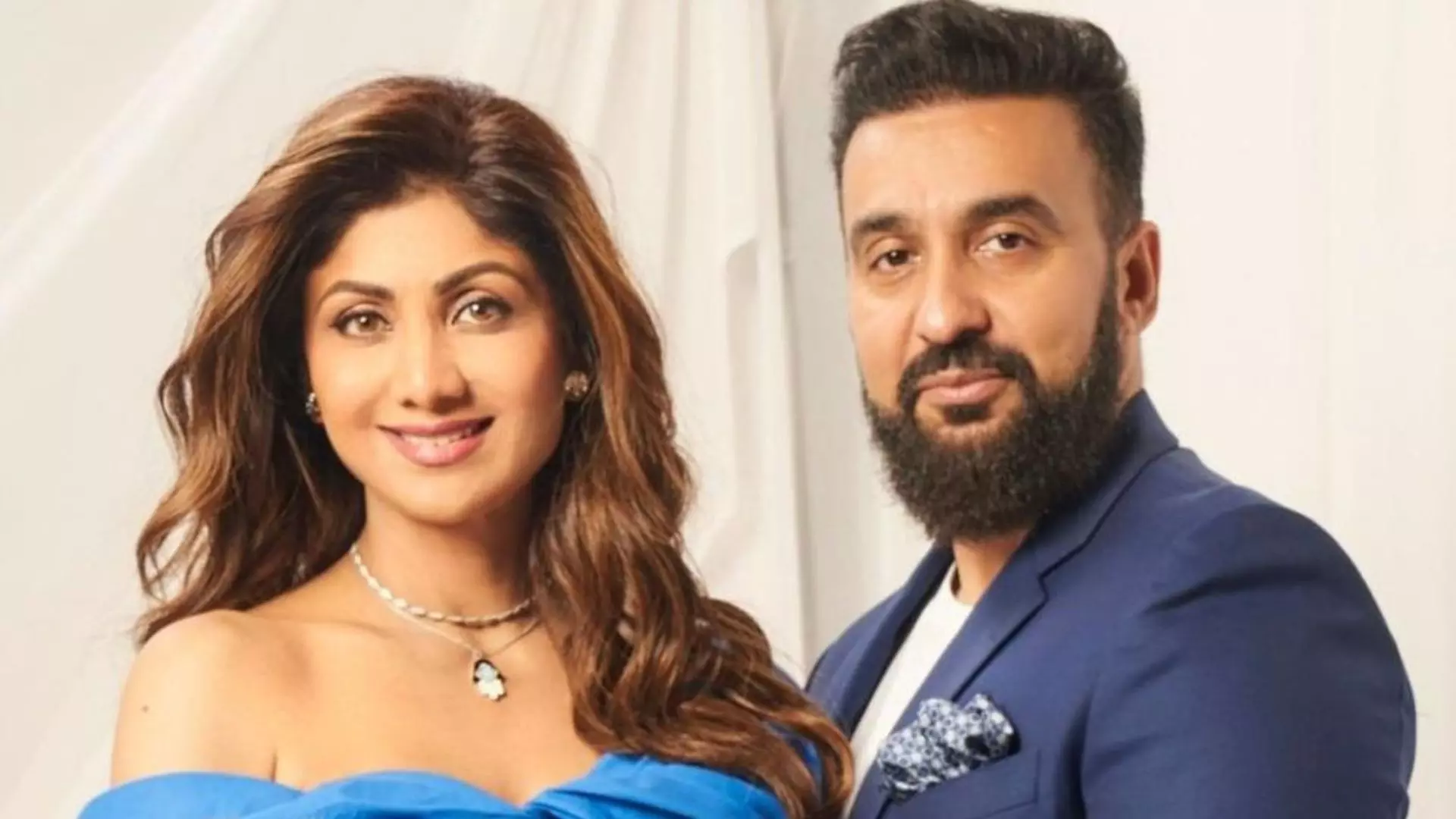 Shilpa Shetty के वकील ने ईडी छापे की खबरों को बताया झूठा, कहा- उनका कोई लेना देना Shilpa Shetty के वकील ने ईडी छापे की खबरों को बताया झूठा, कहा- उनका कोई लेना देना