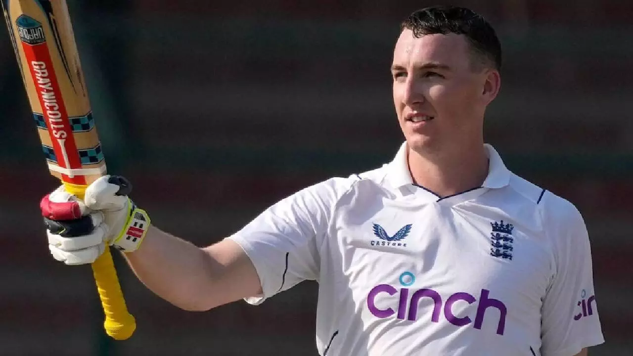NZ vs ENG: इंग्लैंड के इस क्रिकेटर ने मचाई तबाही, इतने ही मैच में ठोक दिया 7वां शतक, औसत देख आप भी नहीं कर पाएंगे विश्वास
