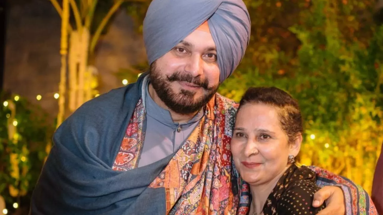 सिद्धू को नुस्खा पड़ा महंगा, नींबू और हल्दी से कैंसर के इलाज वाले मामले में मिला 850 करोड़ का नोटिस