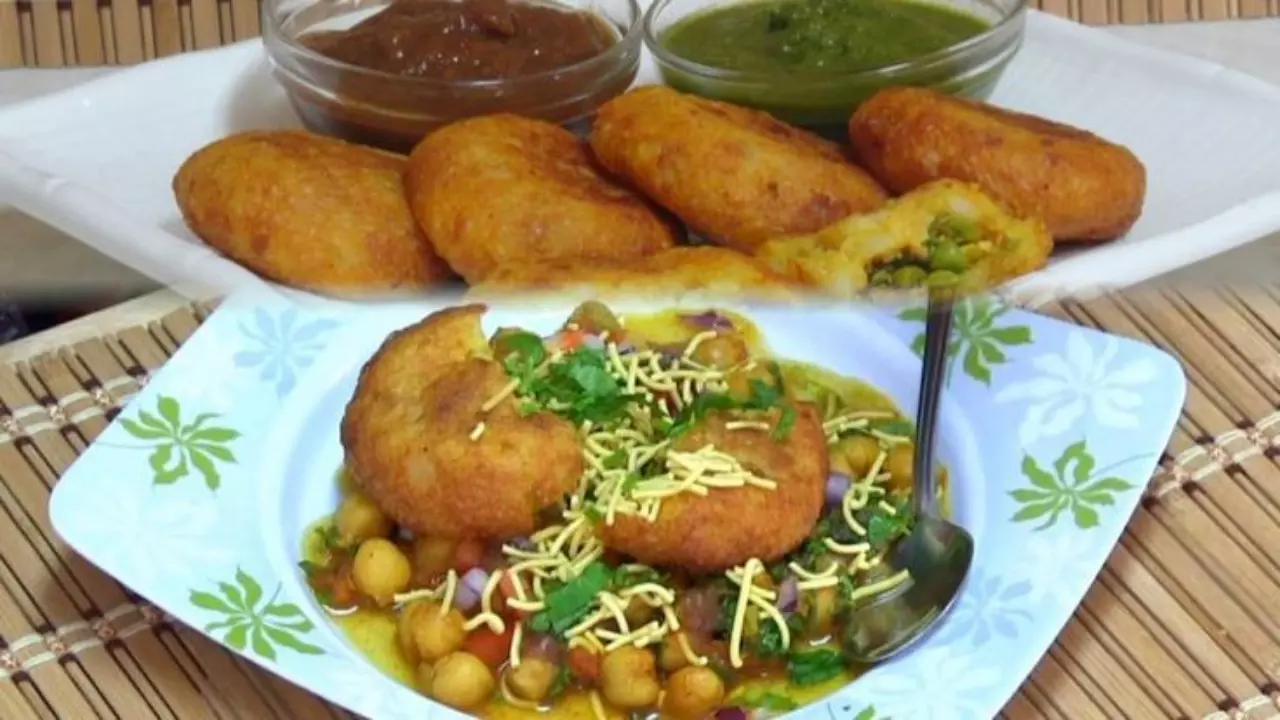 स्नैक से लेकर डिनर में केवल 15 मिनट में बनाएं लजीज सिंधी छोला चाप, जानें रेसिपी