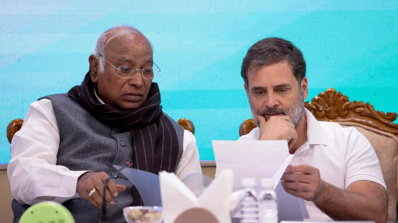 बार-बार चुनावों में हार के बाद होती है CWC की बैठक, किस नतीजे पर पहुंचते हैं खरगे- राहुल गांधी