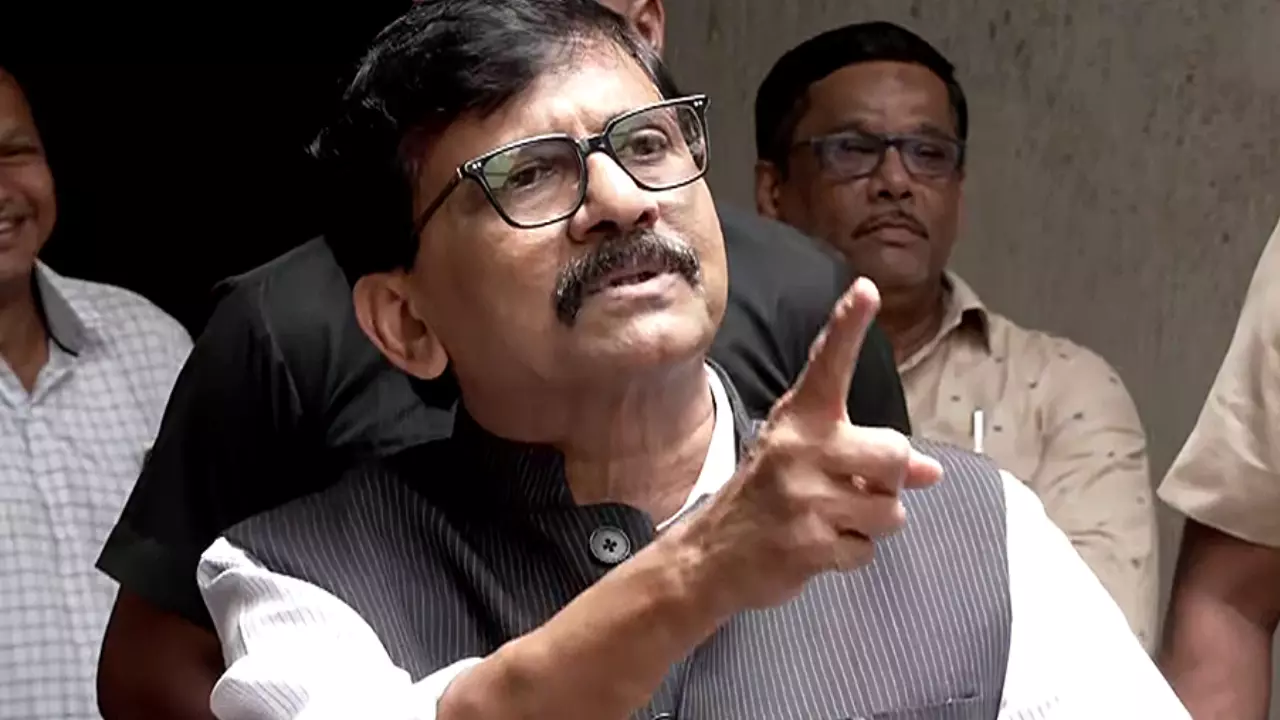 कहां से आए 2 करोड़ वोट, क्या EVM गर्भवती ? संजय राउत ने महाराष्ट्र चुनाव नतीजों पर उठाए सवाल