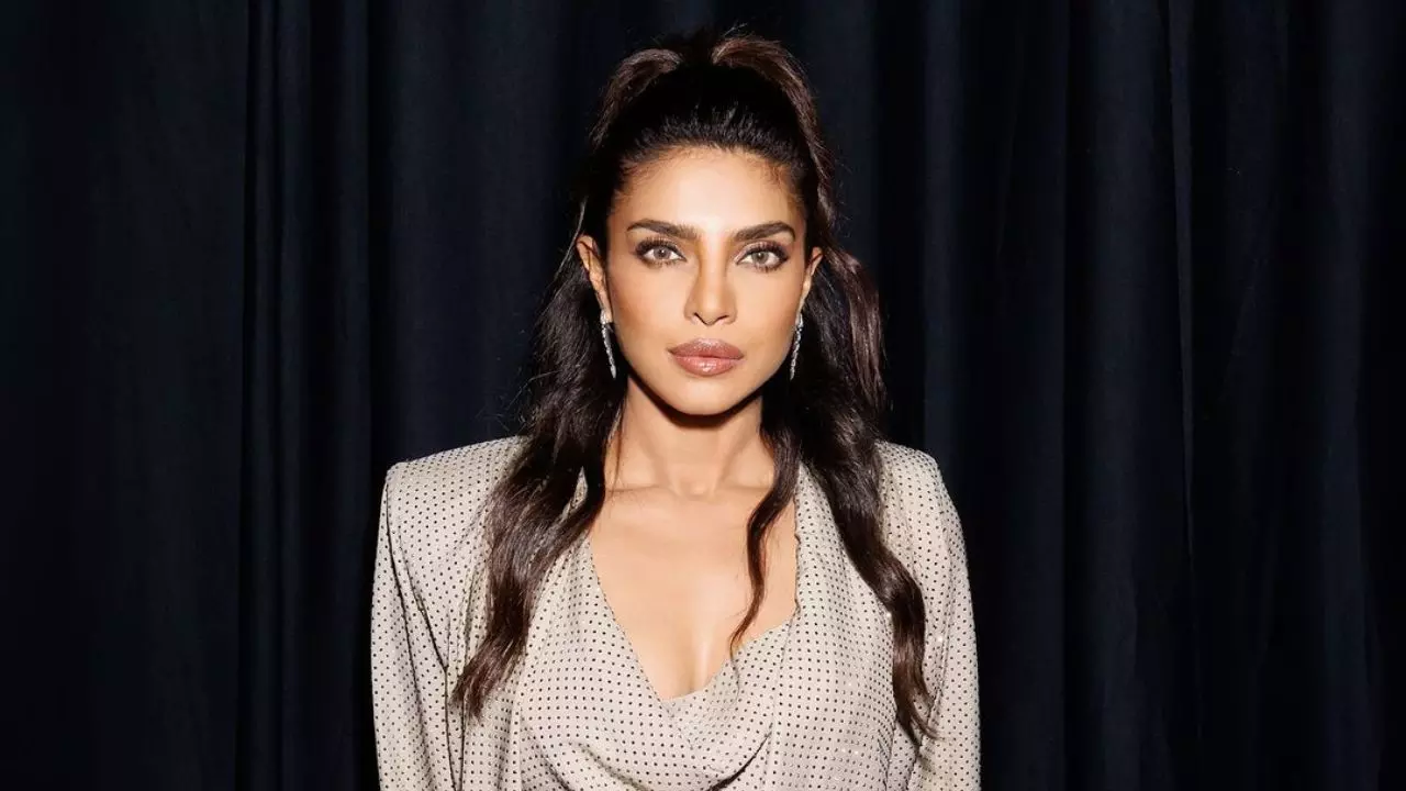 बिना काम के भी बैंक में आता है पैसा, रेंट पर अपॉर्टमेंट देकर ये एक्टर्स कमाते हैं करोड़ों रुपए