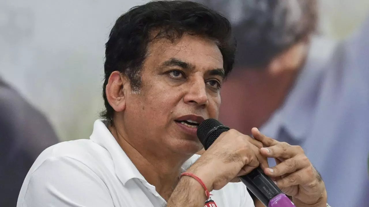 Delhi Election 2025: 400 यूनिट मुफ्त बिजली का वादा! AAP को कितना टक्कर दे पाएगी कांग्रेस?