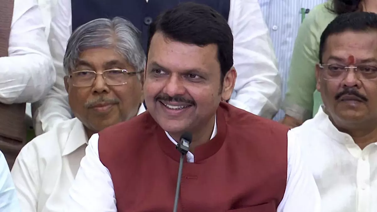 यूं ही नहीं बन जाता कोई फडणवीस! 22 की उम्र में पार्षद, फिर बने सबसे कम उम्र के मेयर- कहानी निखरने की