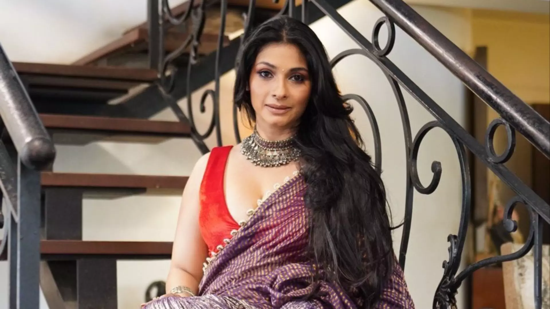 क्यों आपस में लड़ पड़ी थी दोनों बहने? Kajol संग वायरल फाइट वीडियो पर Tanishaa Mukerji रिएक्शन क्यों आपस में लड़ पड़ी थी दोनों बहने? Kajol संग वायरल फाइट वीडियो पर Tanishaa Mukerji रिएक्शन