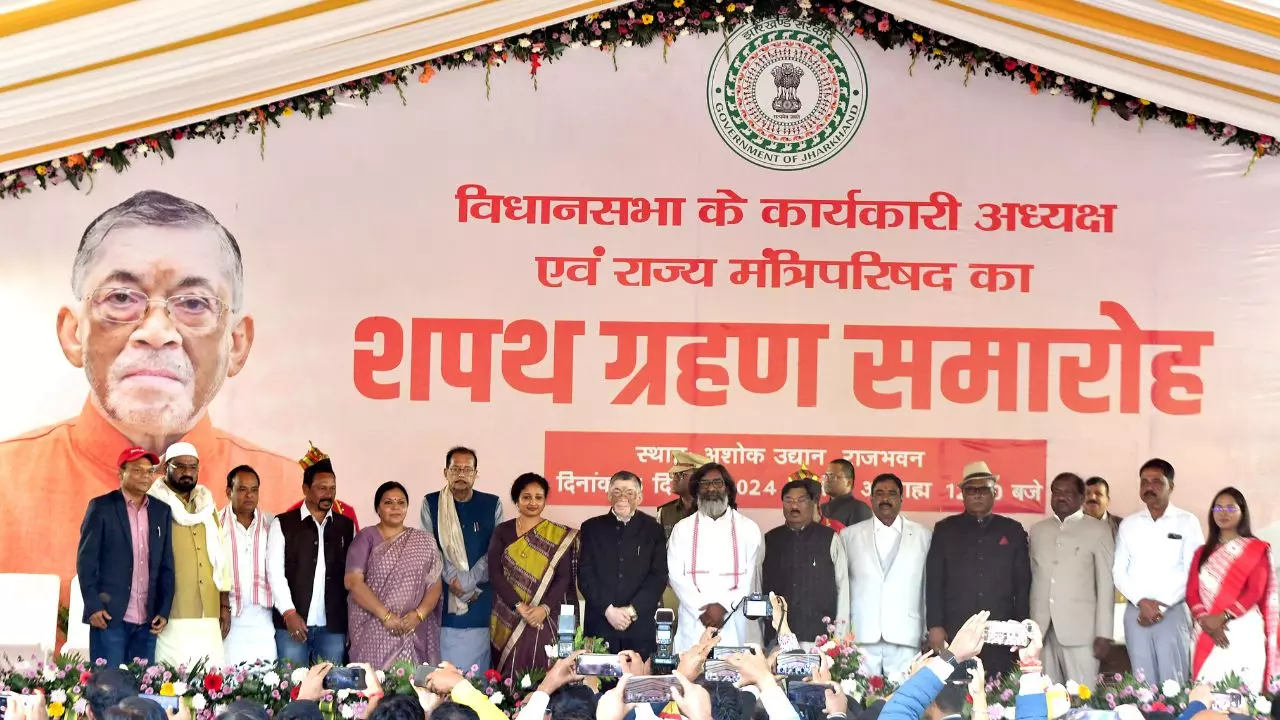 झारखंड की हेमंत सरकार ने बांटे मंत्रालय, जानें कौन बना किस विभाग का मंत्री