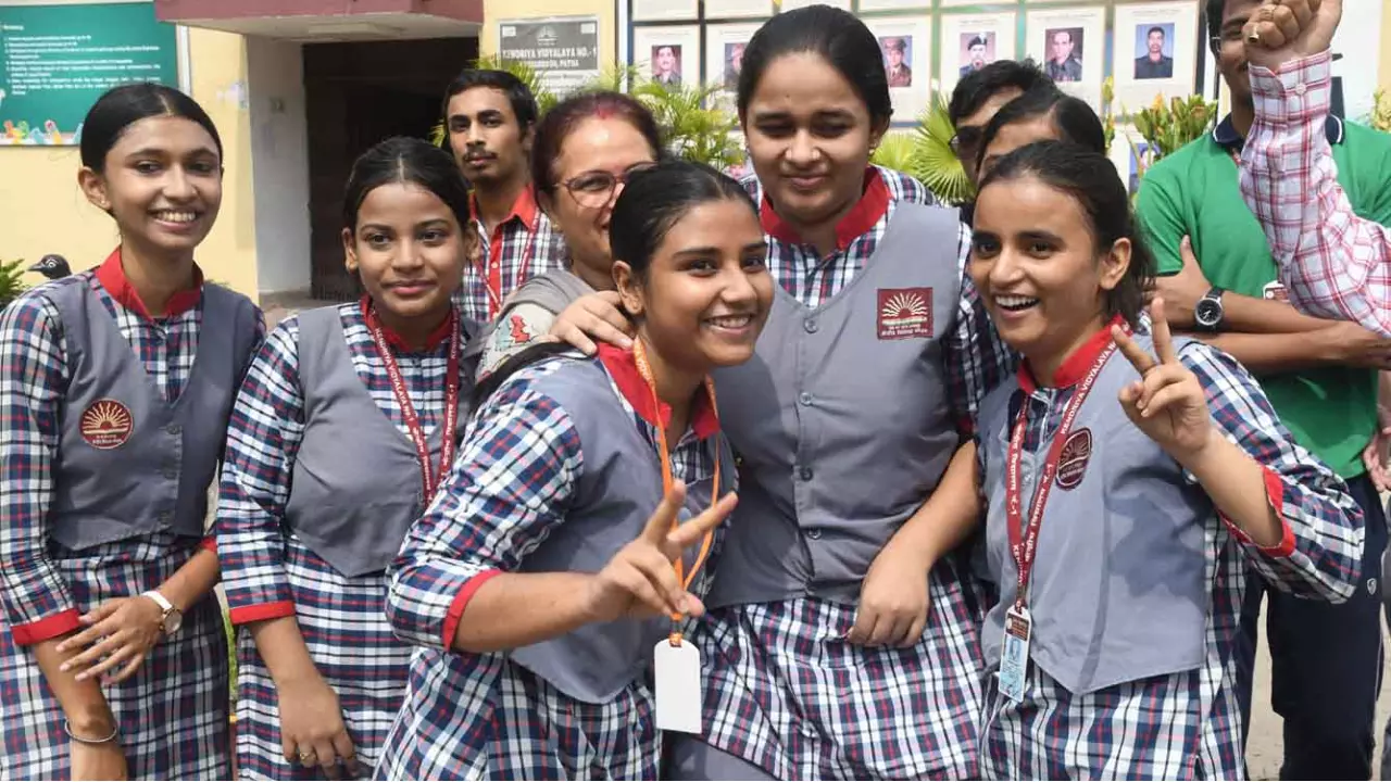 देश में खोले जाएंगे नए 85 केंद्रीय विद्यालय, सरकार का एलान, जानें कहीं आपके शहर का नाम तो नहीं