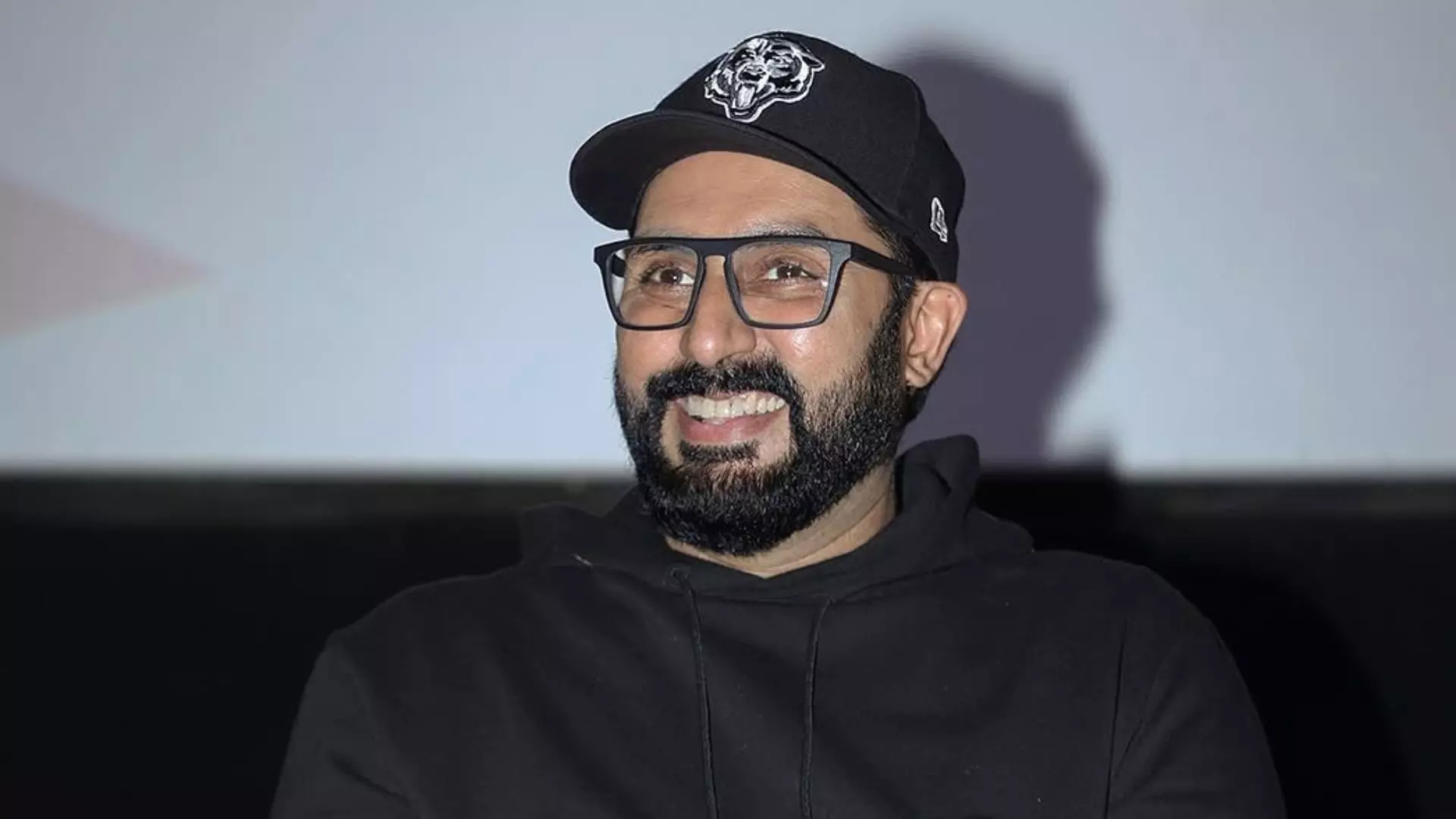Aishwarya Rai के साथ दूसरे बच्चे की प्लानिंग कर रहे हैं Abhishek Bachchan, इस चैट शो में किया खुलासा Aishwarya Rai के साथ दूसरे बच्चे की प्लानिंग कर रहे हैं Abhishek Bachchan, इस चैट शो में किया खुलासा