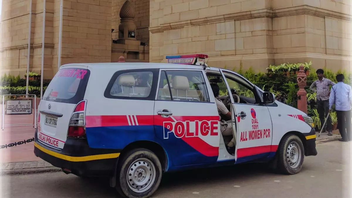 दिल्ली में 40 स्कूलों को फिर मिली बम से उड़ाने की धमकी... लाखों रुपये की कर दी मांग