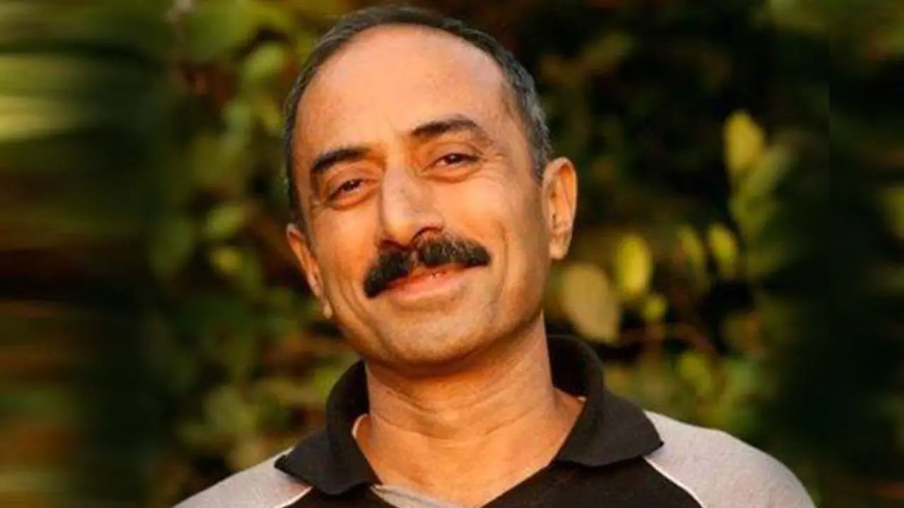 IPS अफसर लेकिन हमेशा विवादों से नाता, फिर क्यों चर्चा में? कहानी संजीव भट्ट की