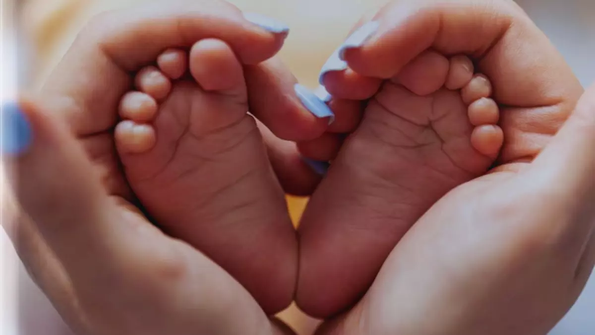 पति का कर्ज चुकाने के लिए 30 दिन के नवजात को बेचा, मां समेत 4 गिरफ्तार