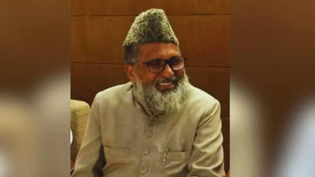 बांग्लादेश में हिंदुओं पर हो रहे अत्याचार को लेकर मदरसा बोर्ड प्रमुख कासमी की खरी-खरी