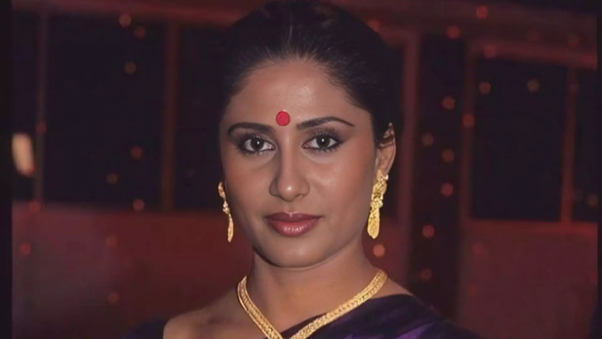 फर्श पर गिरी एक तस्वीर ने बदल दी थी Smita Patil की किस्मत, ऐसे मिली थी पहली फिल्म
