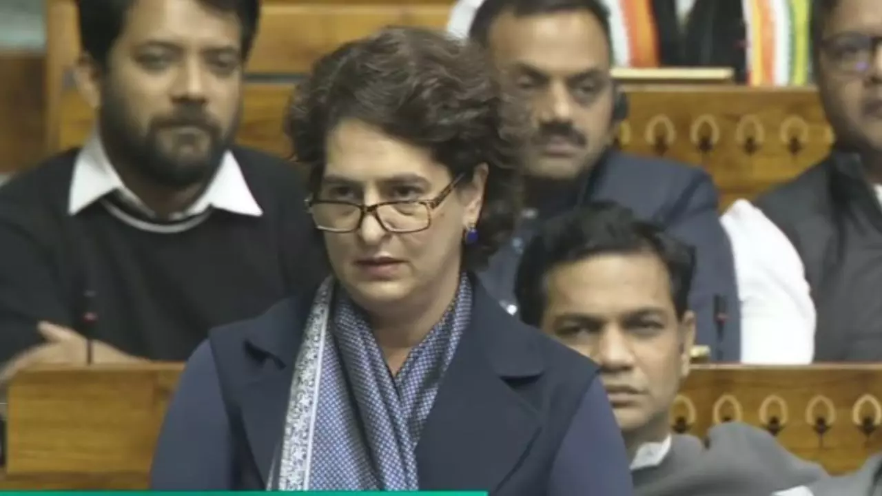 लोकसभा में प्रियंका गांधी की डेब्यू SPEECH- चुन चुन कर किया विरोधियों से अब तक का हिसाब- 10 बातें