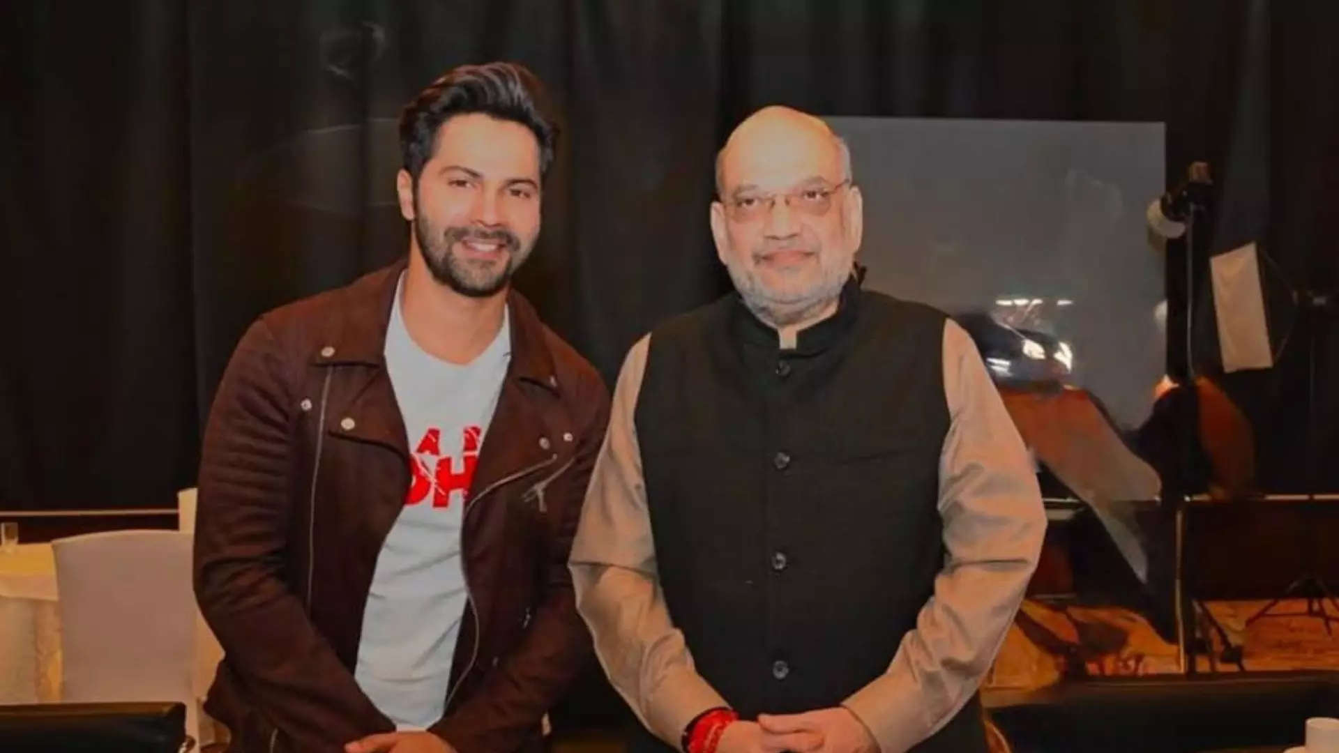 Varun Dhawan ने Amit Shah से पूछा राम और रावण में अंतर, एक्टर ने गृह मंत्री को बताया देश का हनुमान
