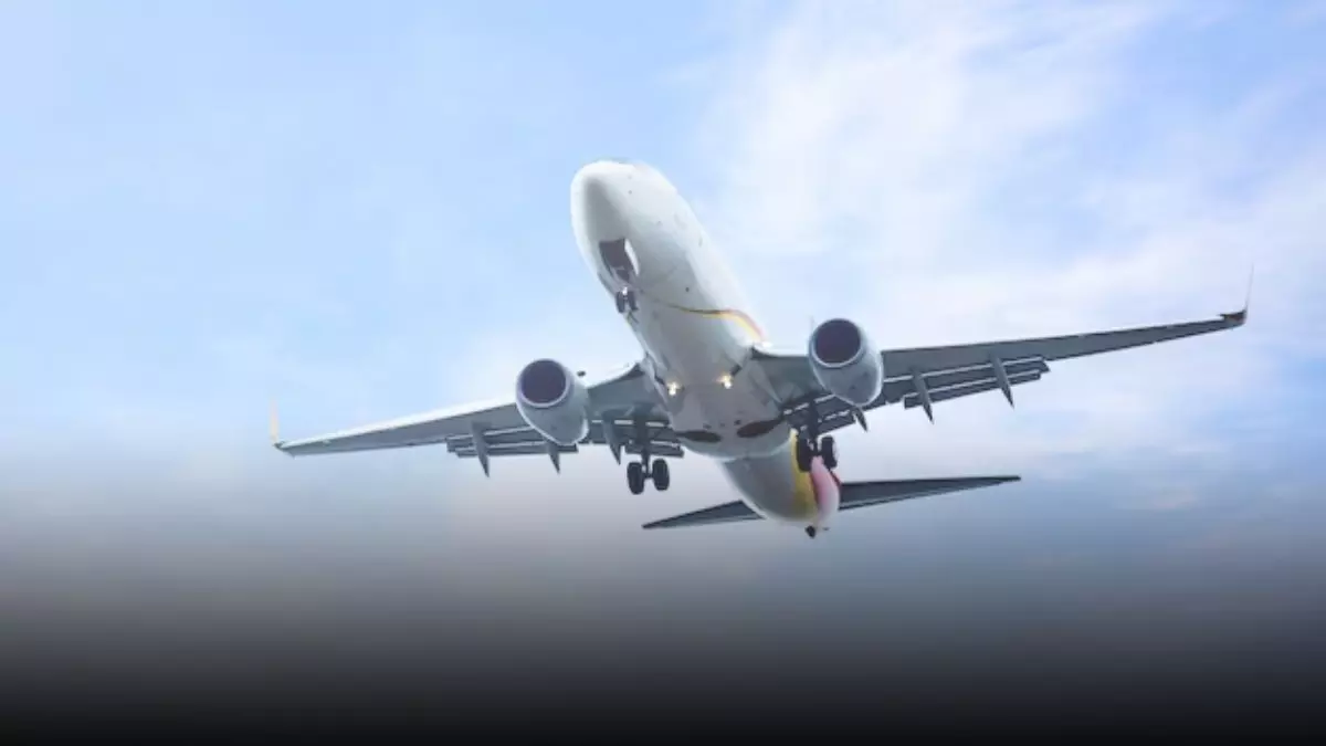 IGI के मुकाबले जेवर एयरपोर्ट का किराया क्यों होगा कम? यूपी सरकार का यह फैसला बनेगा गेम चेंजर