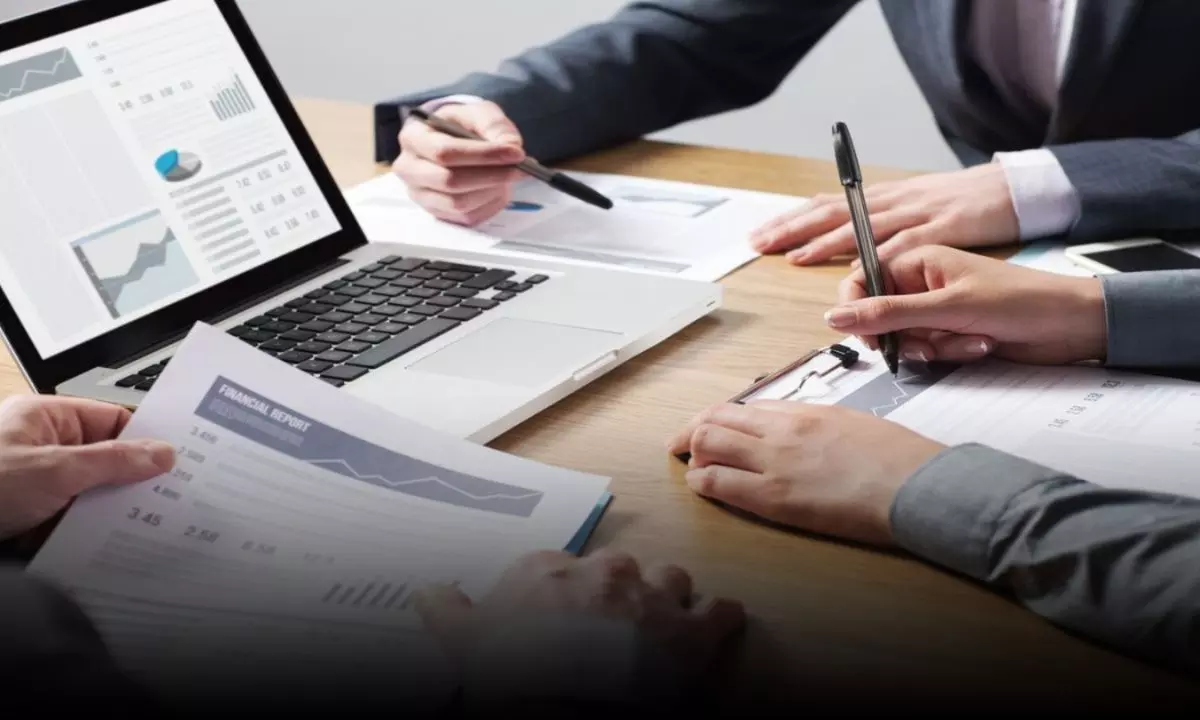 AI छीन रहा लोगों की रोजी-रोटी; इस टेक कंपनी ने बंद कर दी हायरिंग, कहा- सब संभाल...